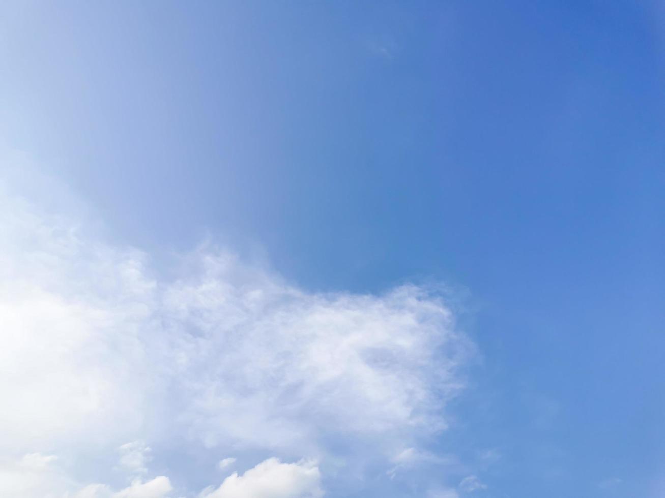 nuvola cielo nuvole blu giorno spazio libero foto