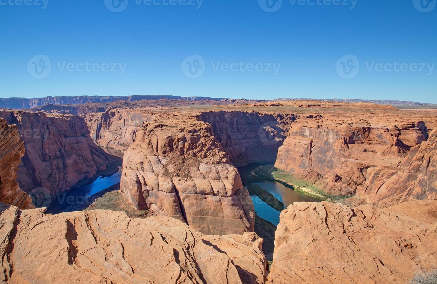 Canyon panoramico della curva a ferro di cavallo che si affaccia sul fiume Colorado in Arizona, Stati Uniti foto