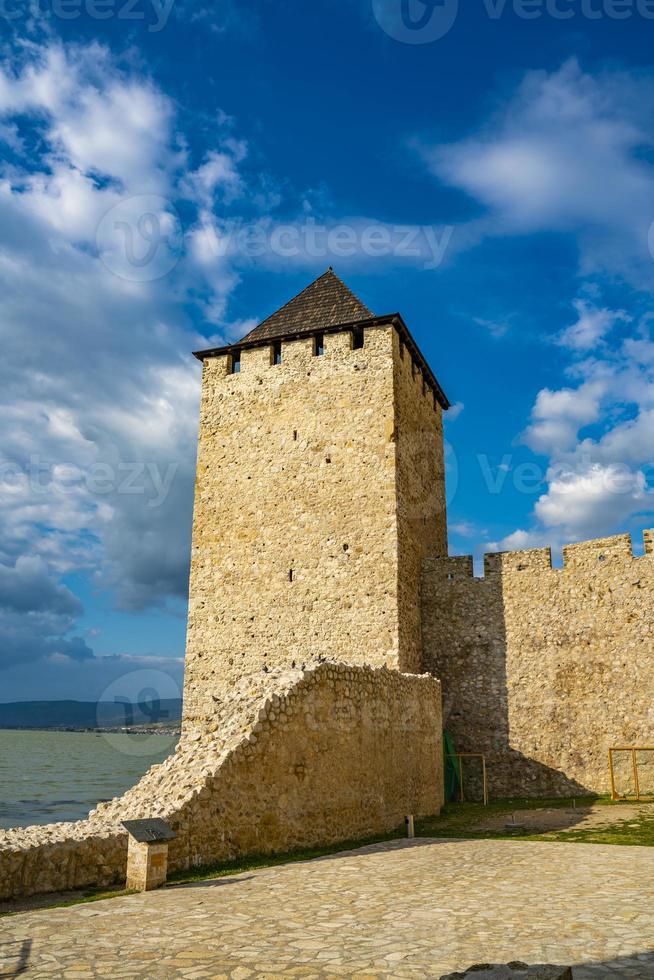 Fortezza di Golubac in Serbia foto