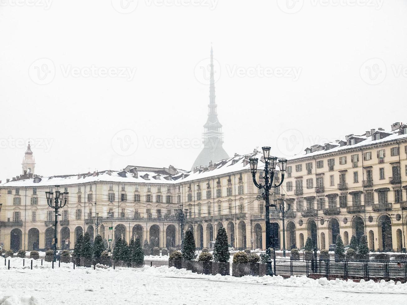 hdr piazza vittorio, torino foto