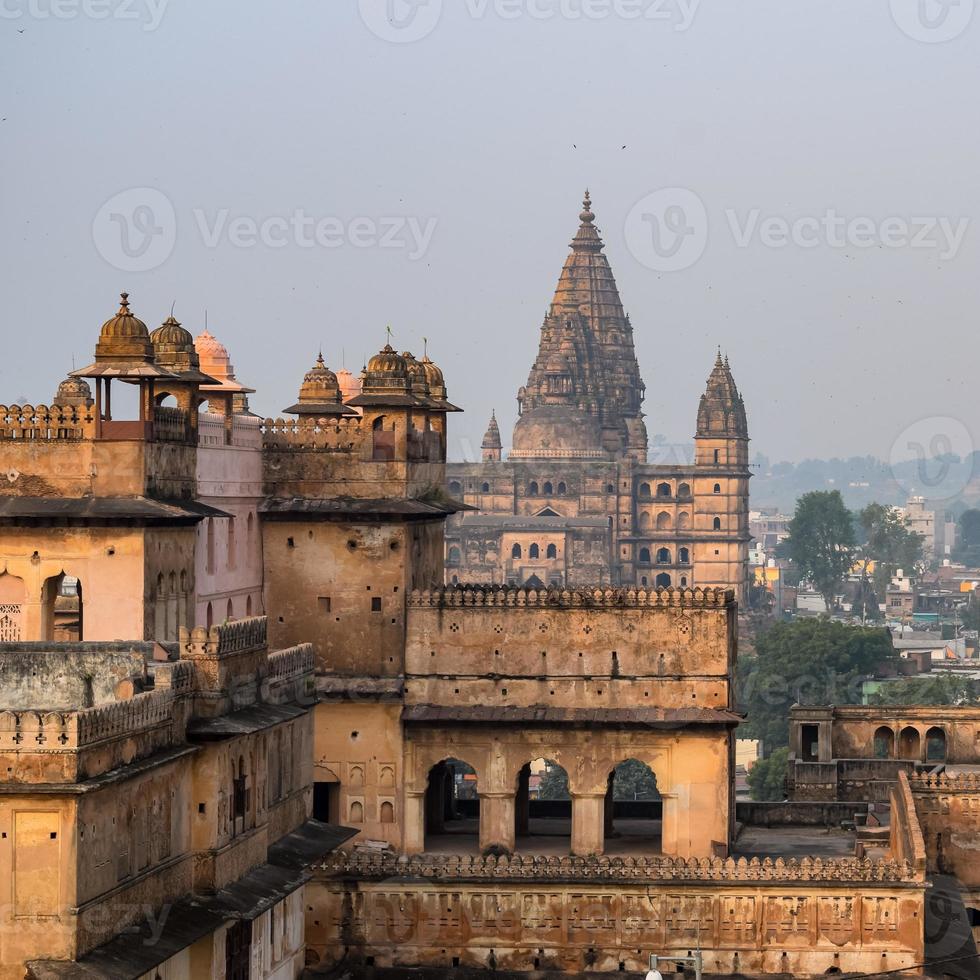 il forte di jahangir mahal orchha a orchha, madhya pradesh, india, il palazzo di jahangir mahal o orchha è la cittadella e la guarnigione situata a orchha. Madhya Pradesh. India, siti archeologici indiani foto