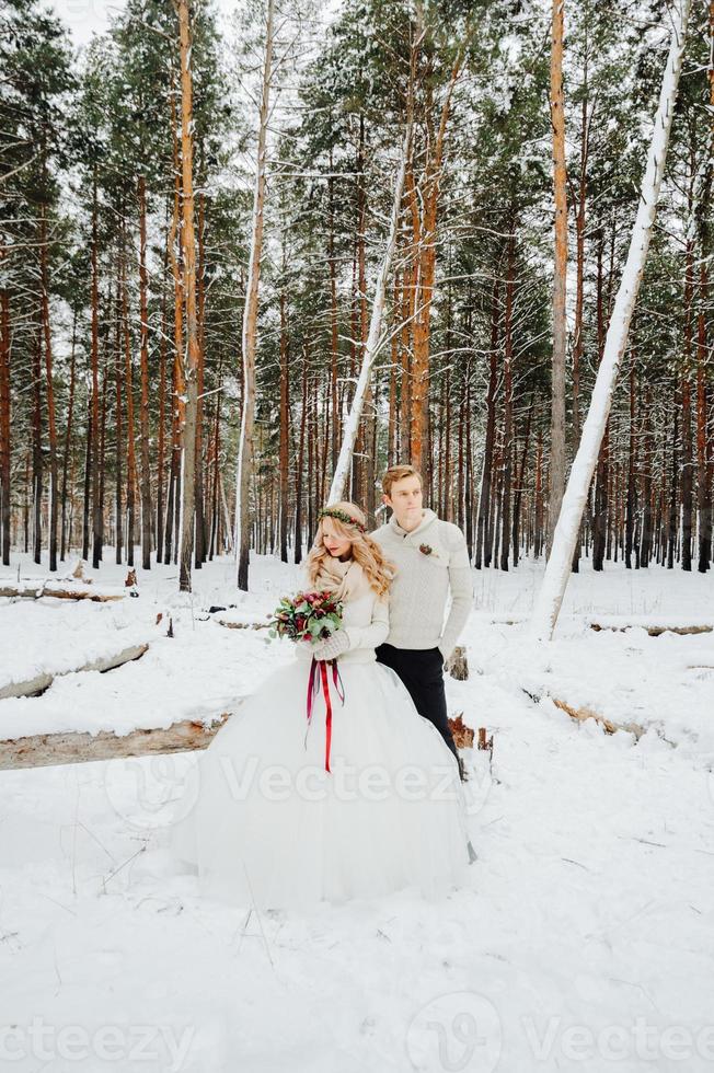 servizio fotografico di matrimonio invernale in natura foto