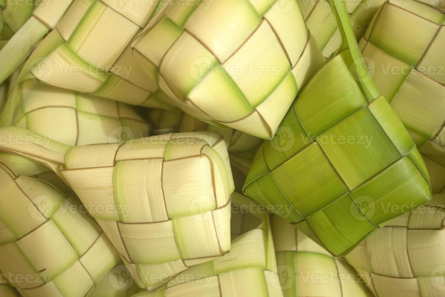 ketupat o gnocco di riso su ketupat un altro uno sfondo foto