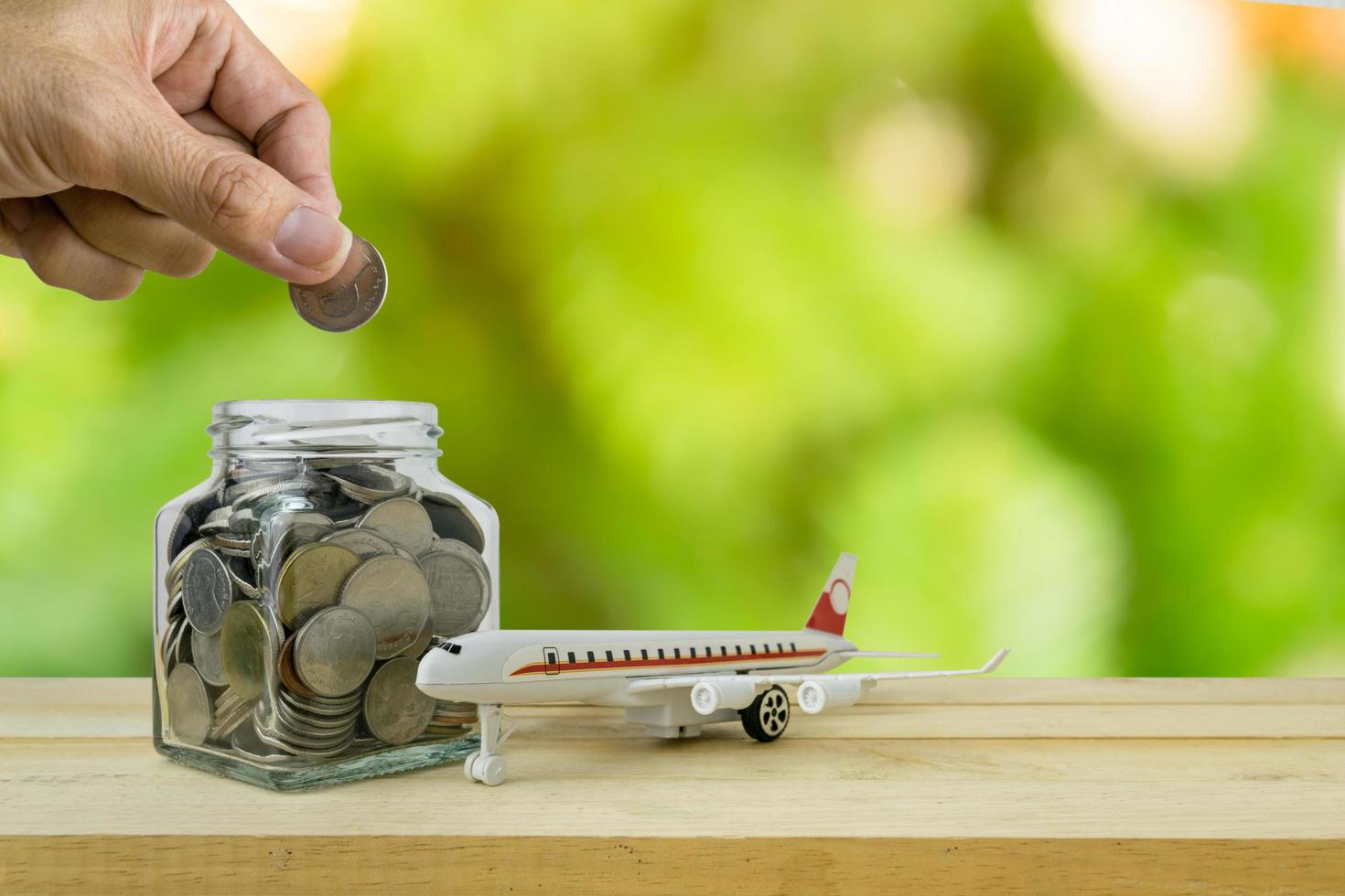 piani di risparmio per il budget di viaggio, concetto finanziario foto
