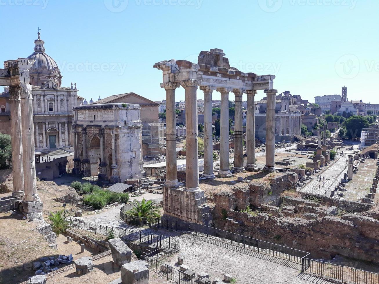 foro romano a roma foto