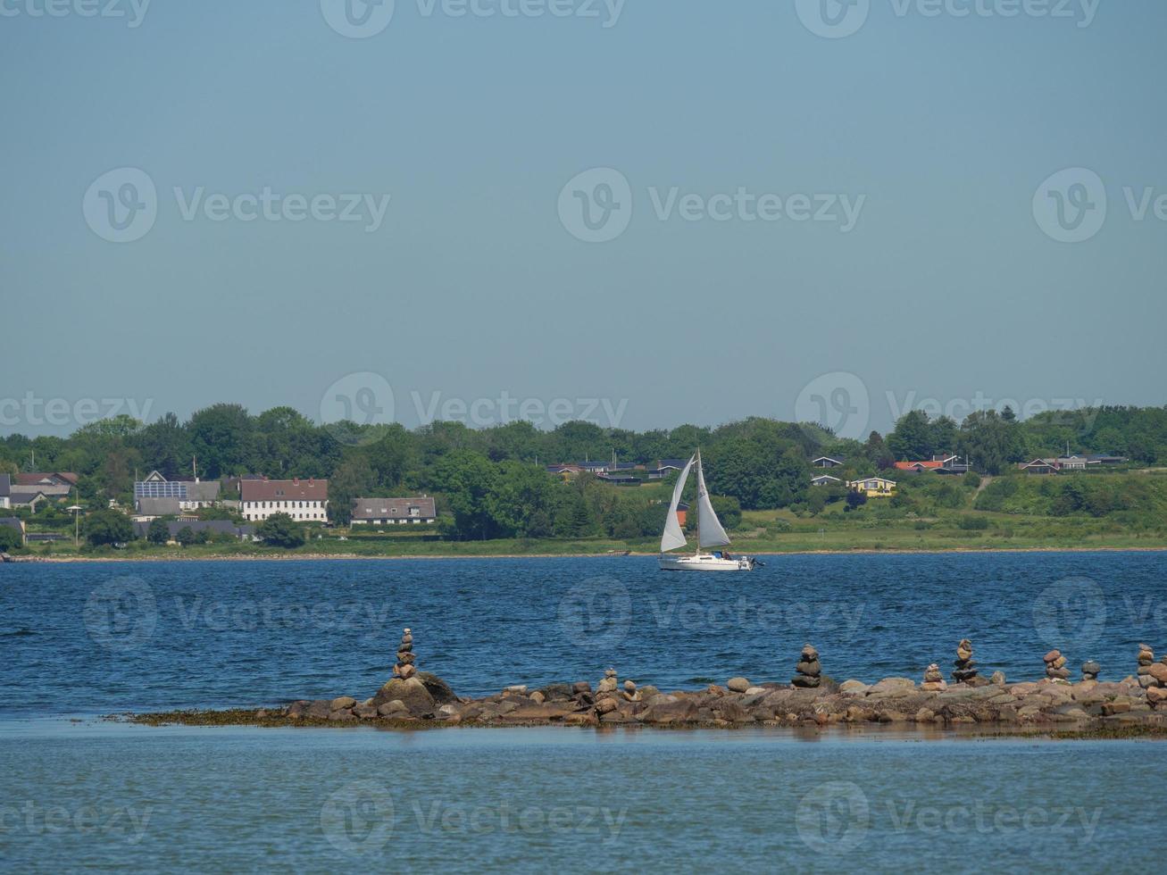 il mar baltico vicino a flensburg in germania foto