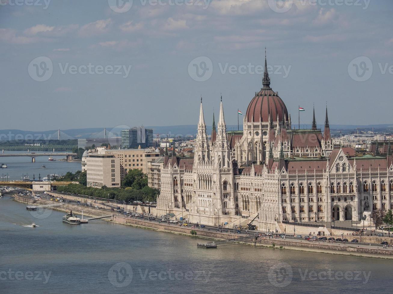 budapest sul fiume Danubio foto