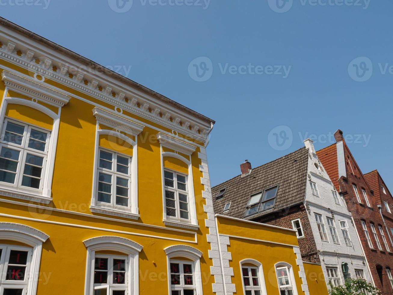 la città di Husum al mare del nord foto