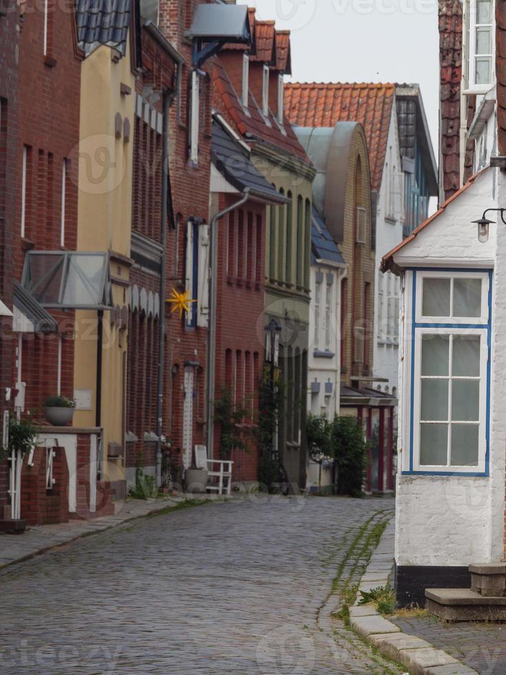 la città di Husum al mare del nord foto