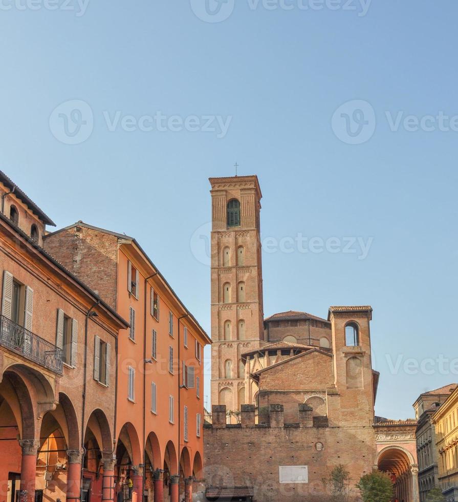 vista della città di bologna in emilia romagna in italia foto