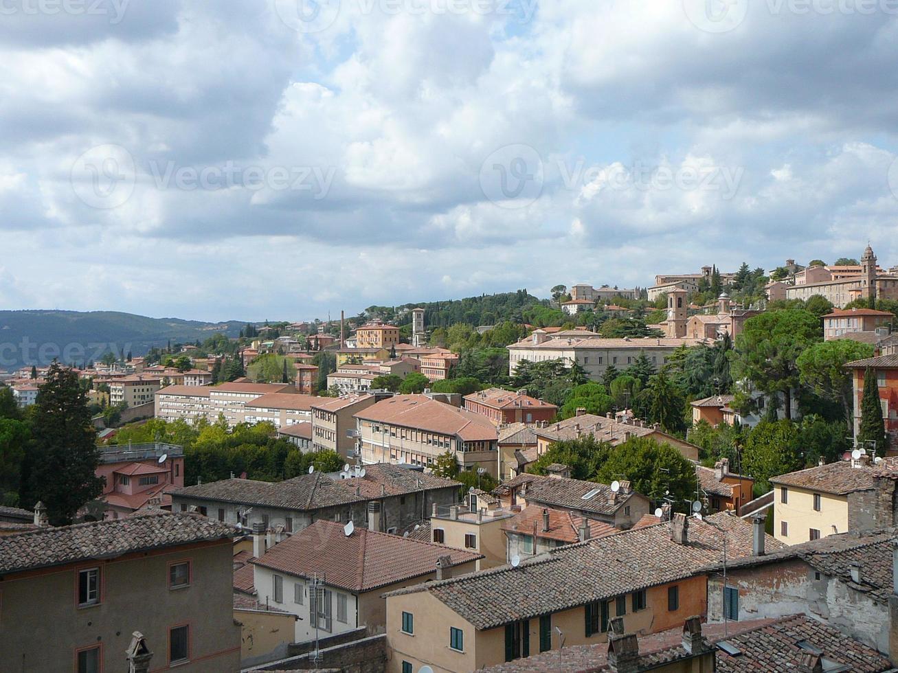 veduta della città di perugia foto