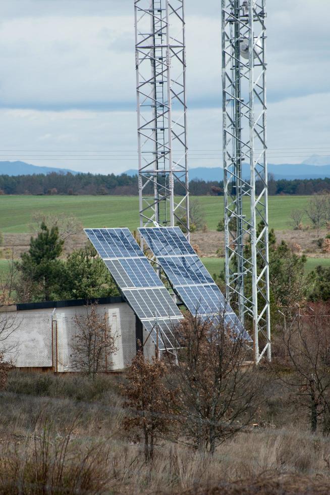 pannello solare ad alta efficienza per l'energia elettrica del sistema domestico. Spagna foto