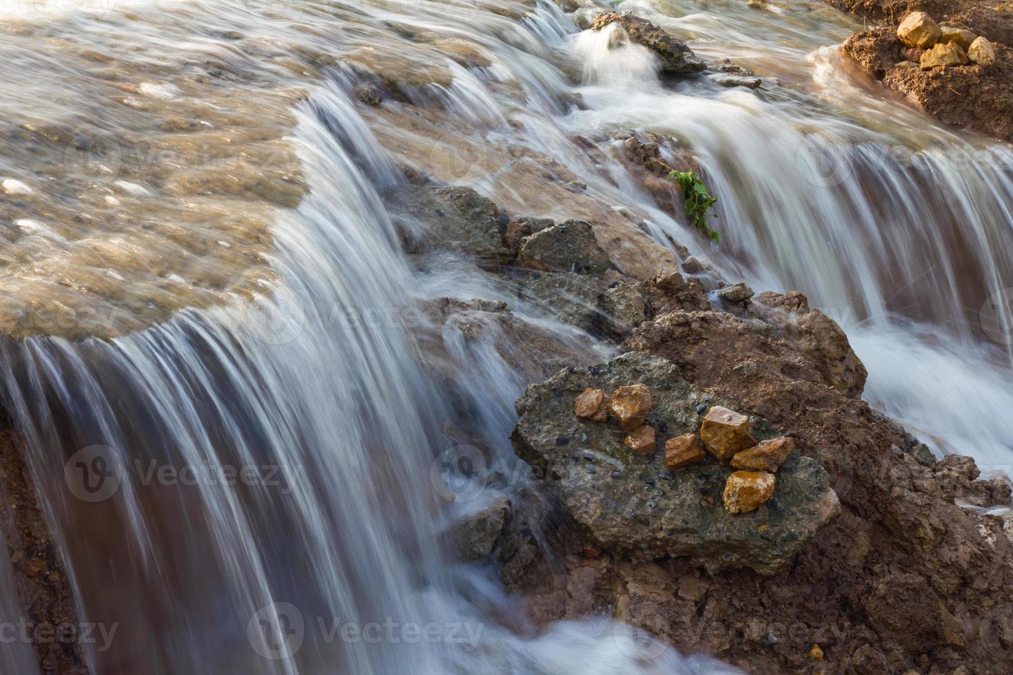 cascata sfocata. foto