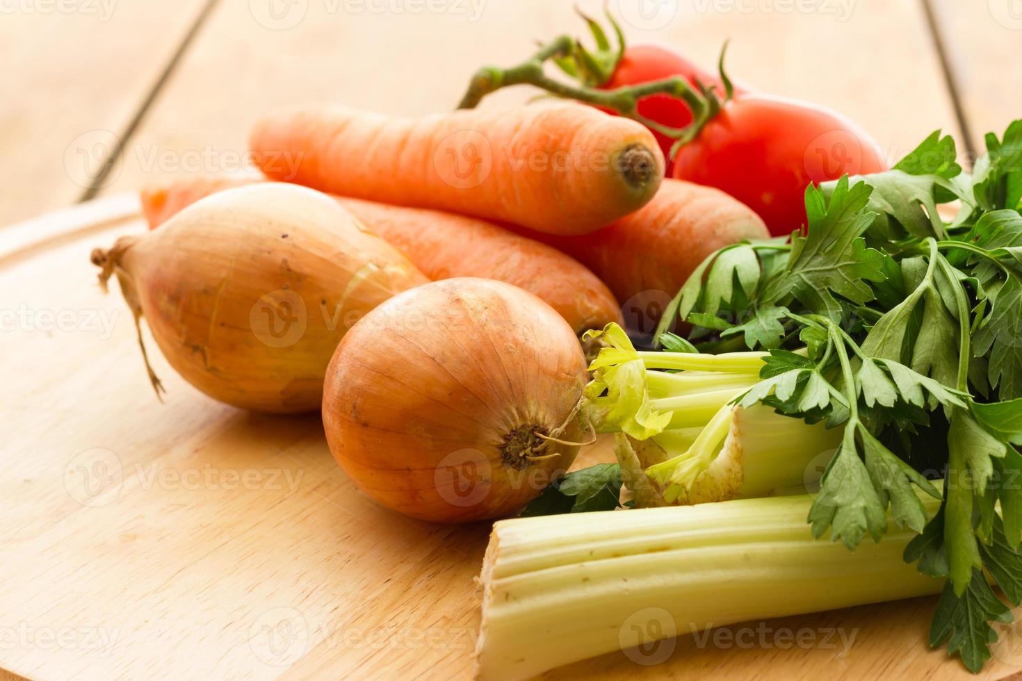 verdure per brodo vegetale foto
