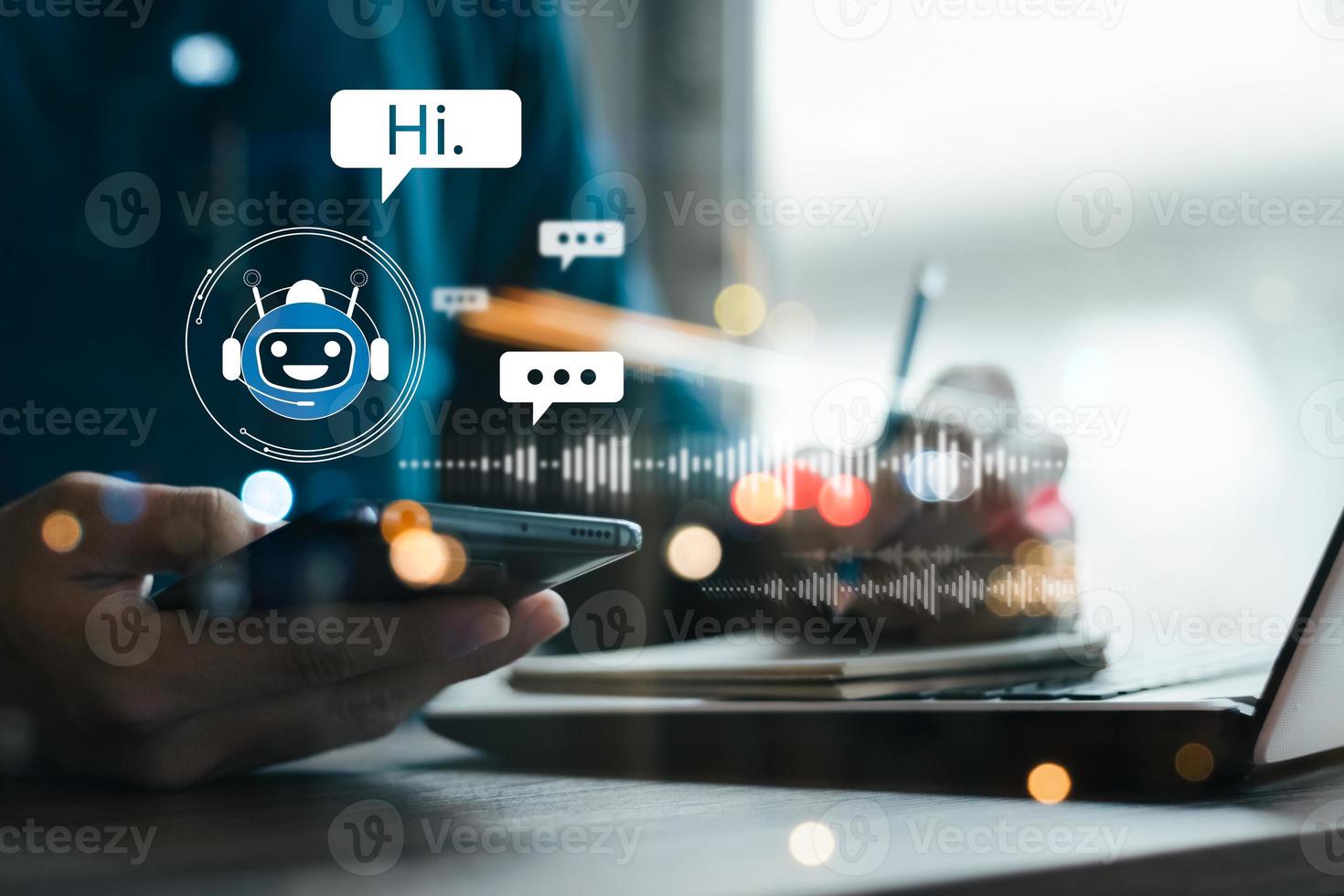 concetto di applicazione del servizio clienti digitale intelligente ai chatbot, l'applicazione mobile per computer utilizza chatbot di intelligenza artificiale che rispondono automaticamente ai messaggi online per aiutare i clienti all'istante foto