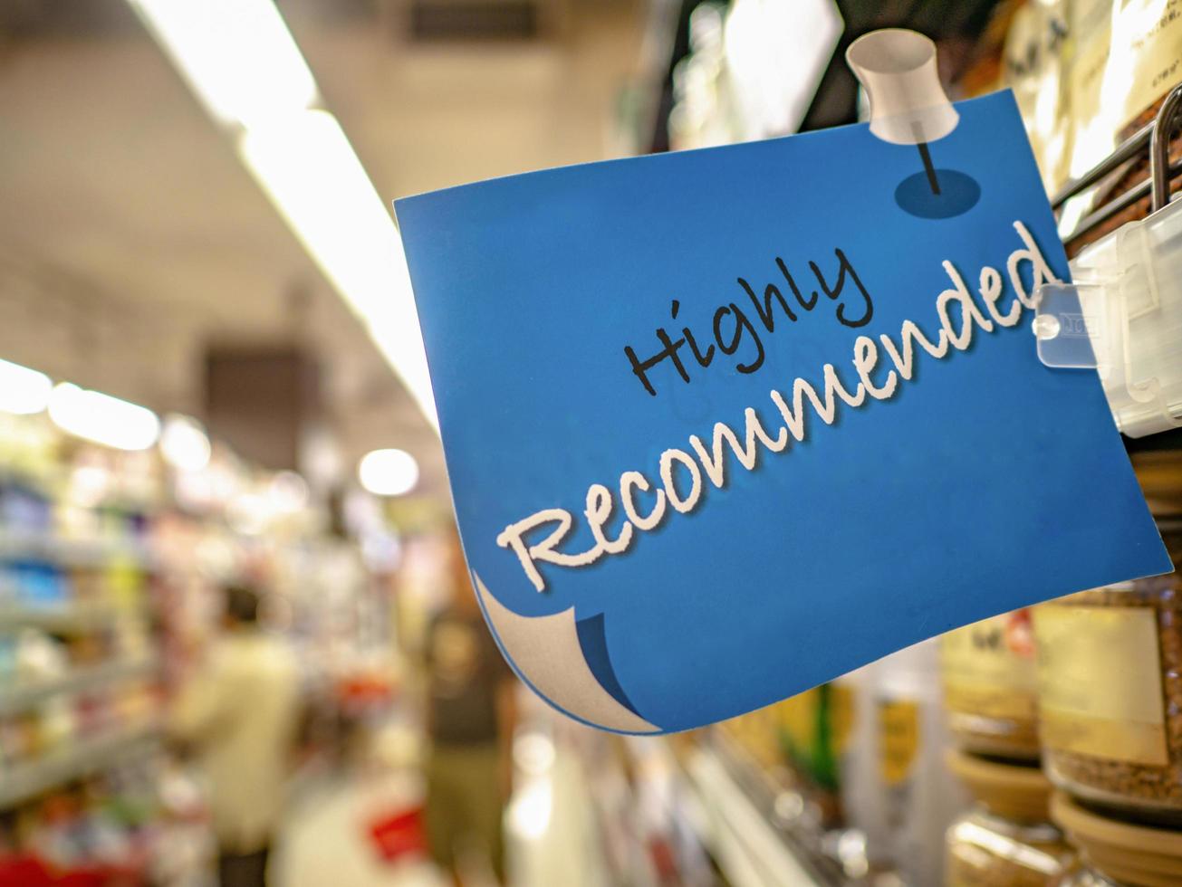 zona altamente raccomandata nel supermercato, shopping nel supermercato foto