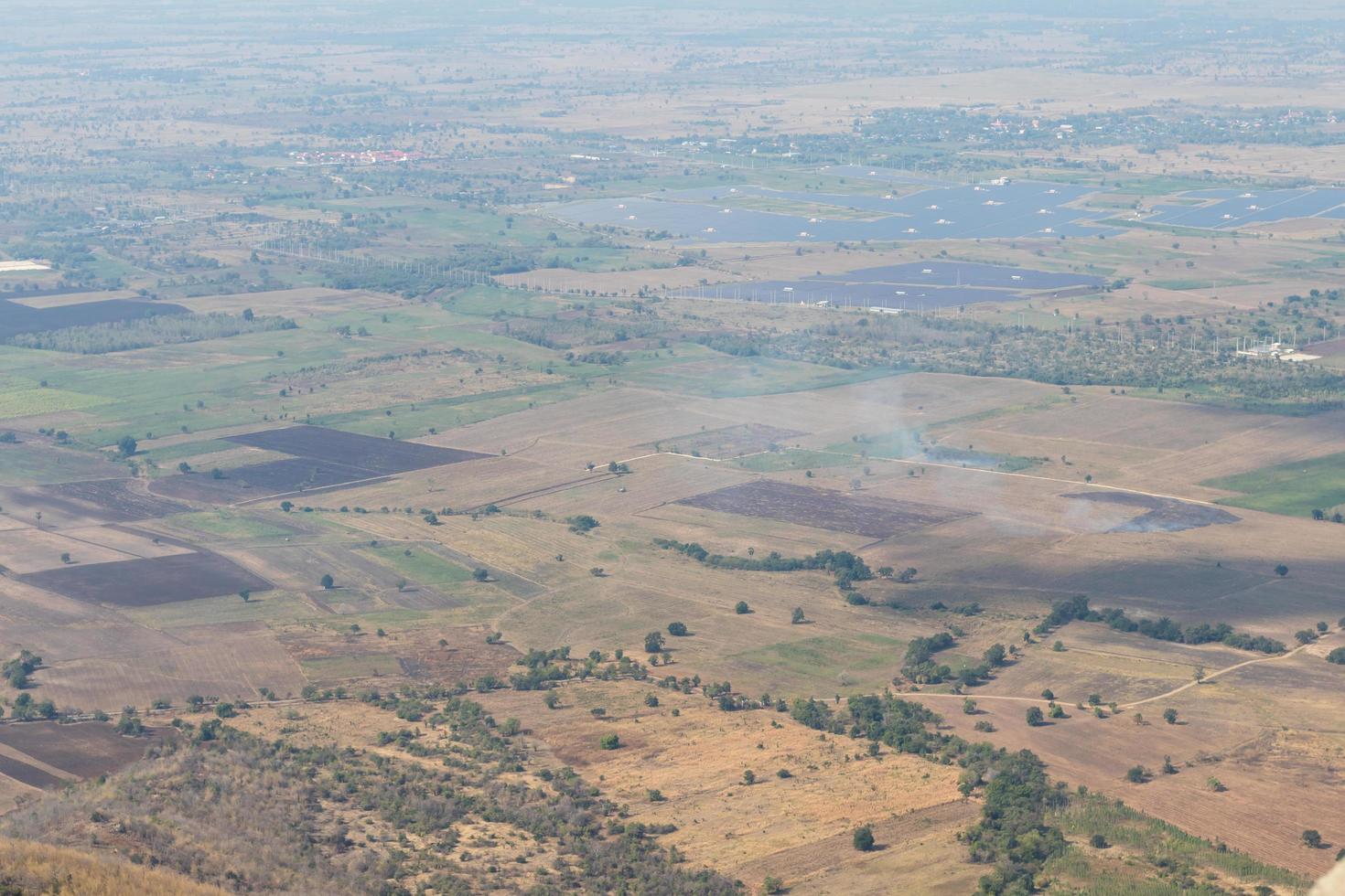 vista dall'alto, siccità agricola. foto
