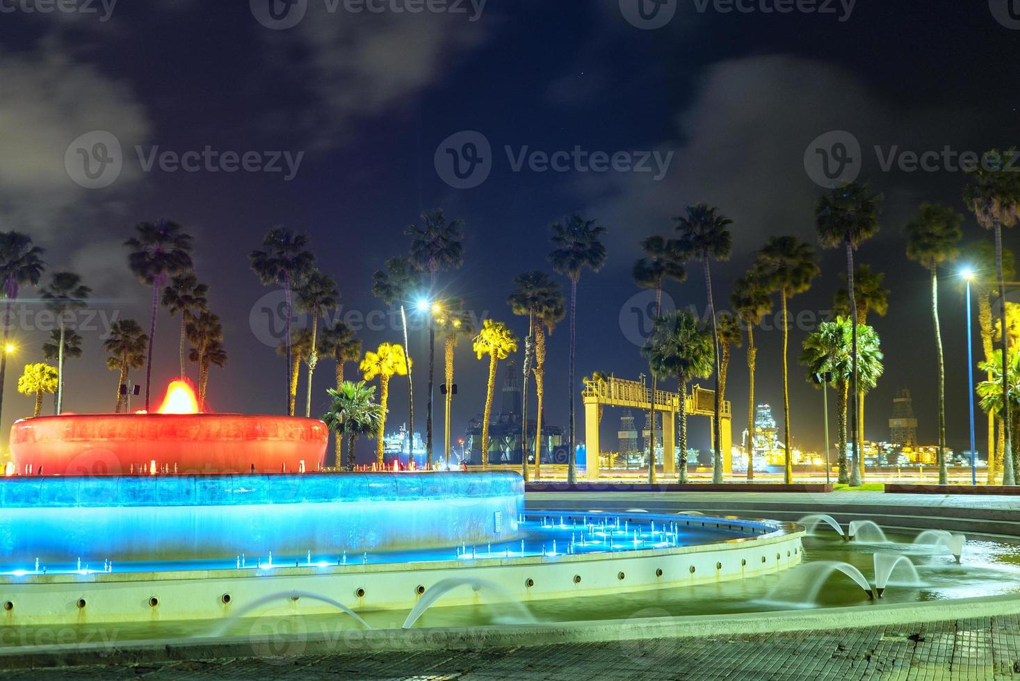 città di las palmas de gran canaria di notte foto