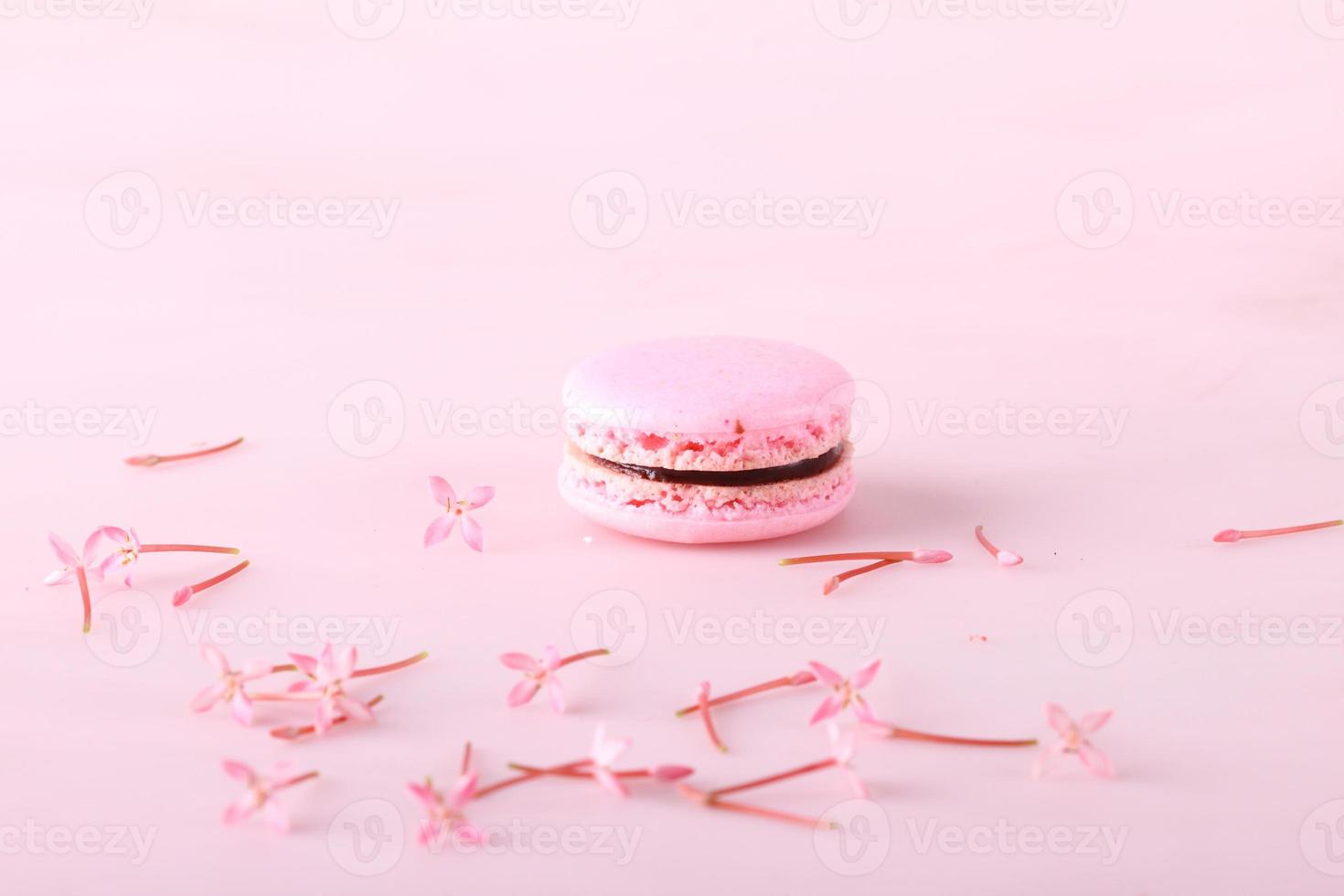 gustoso macaron rosa foto