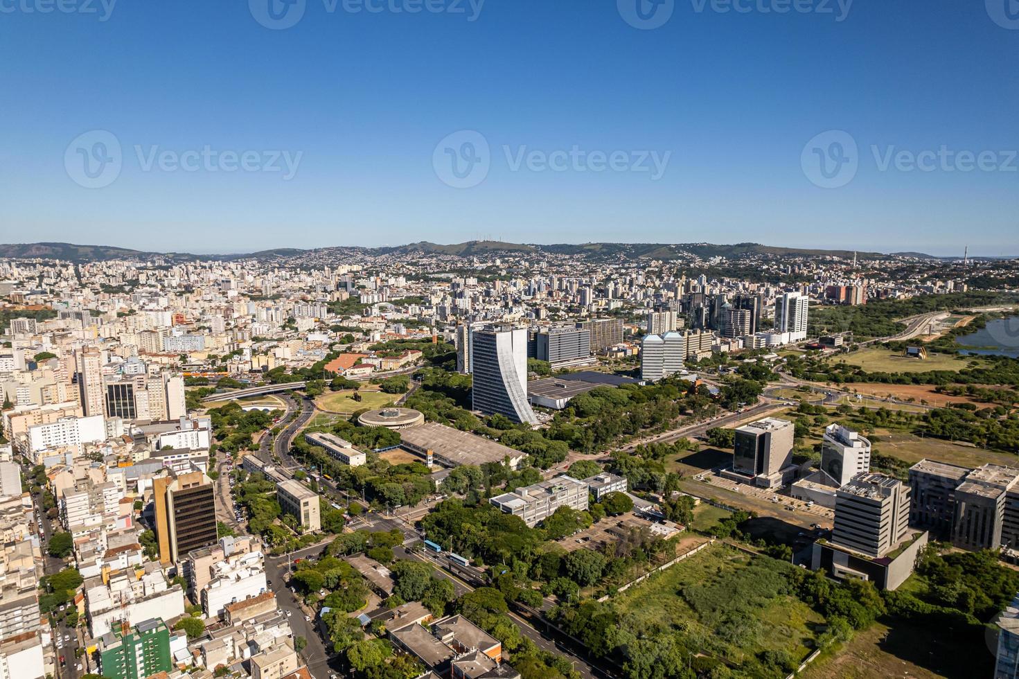 veduta aerea di porto alegre, rs, brasile. foto aerea della più grande città del sud del brasile.