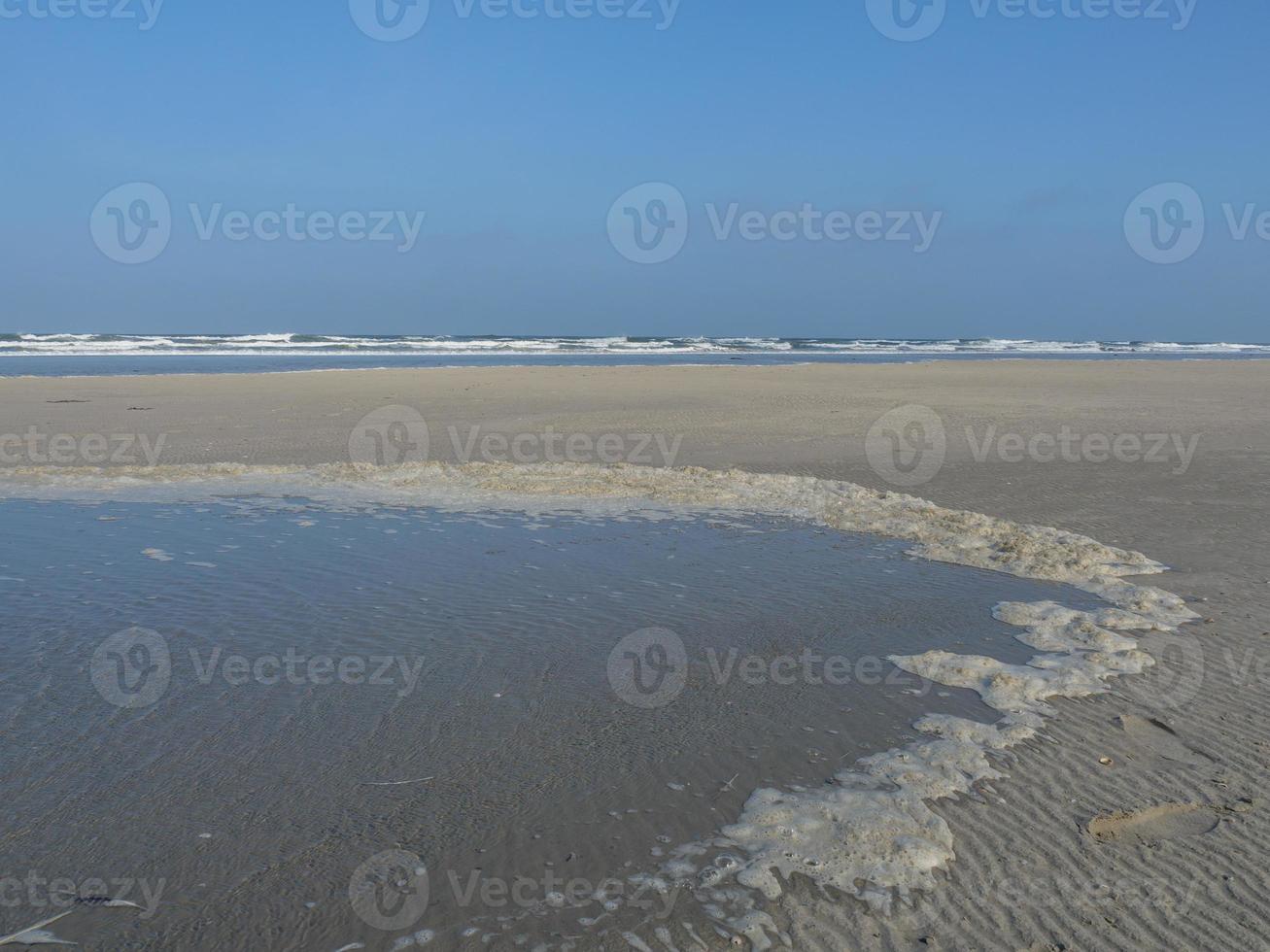 la spiaggia dell'isola di juist in germania foto