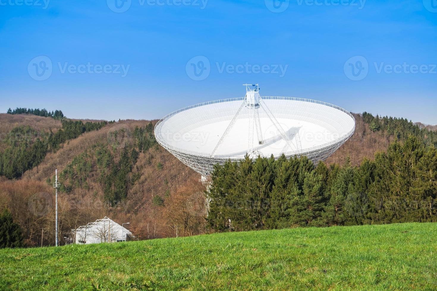 radiotelescopio effelsberg foto