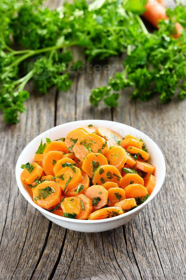 insalata di verdure da carota foto