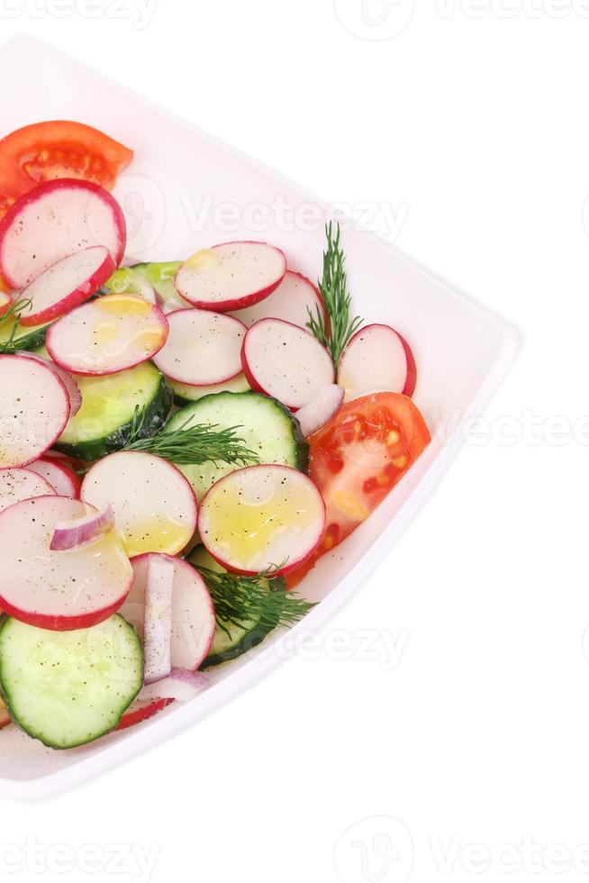 insalata di ravanello con pomodori. foto