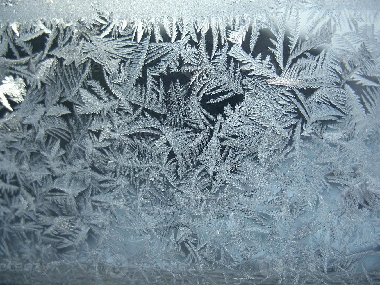 finestra invernale congelata foto