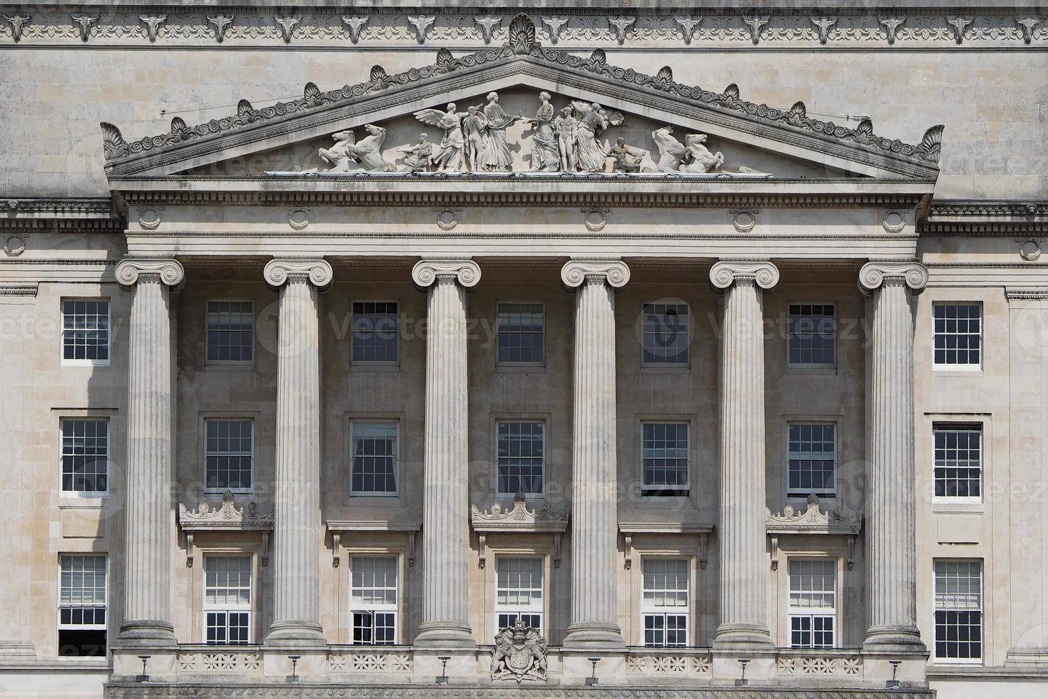 Stormont gli edifici del parlamento a Belfast foto