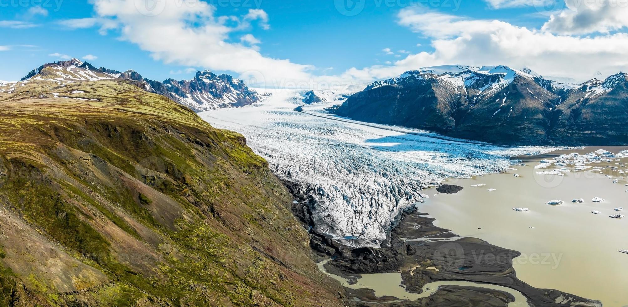 vista panoramica aerea del ghiacciaio skaftafell, Islanda foto