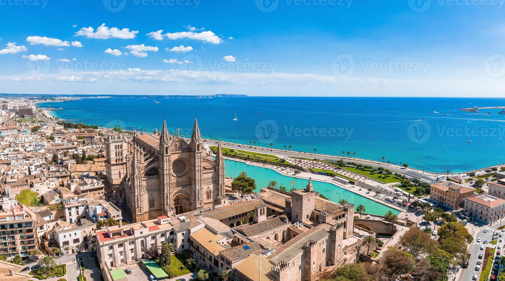 cattedrale gotica medievale di palma de mallorca in spagna foto