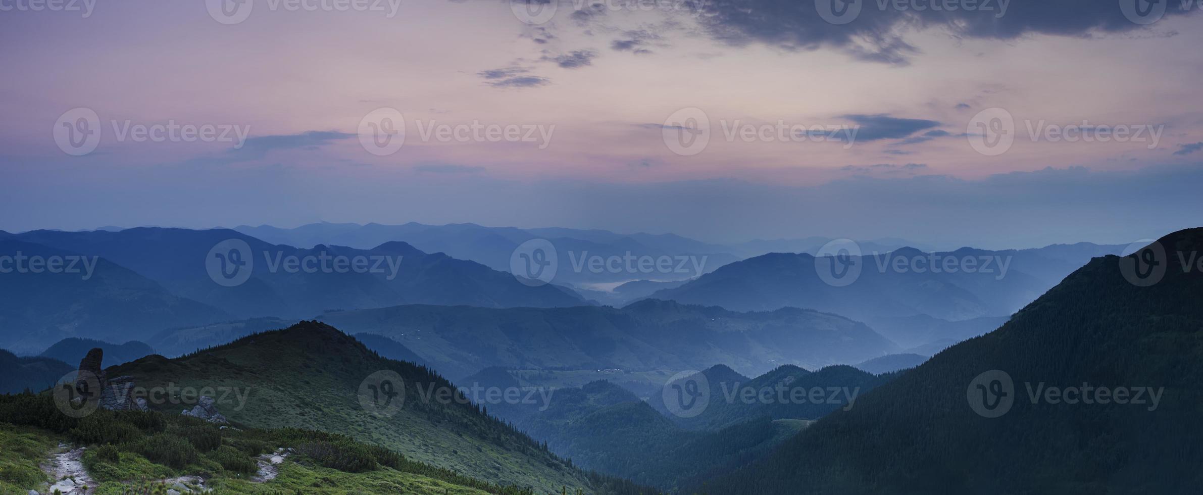 tramonto di montagna foto