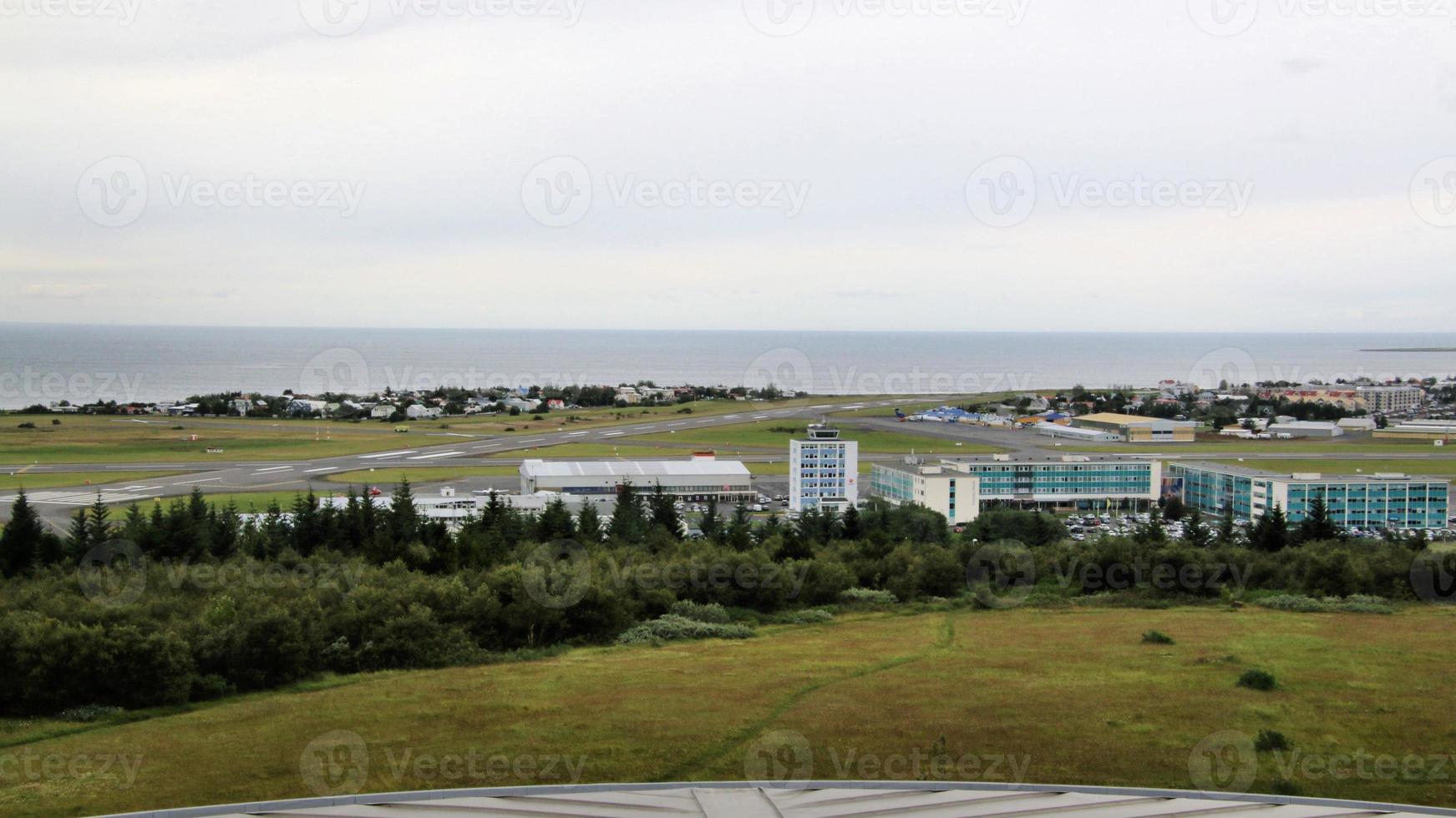 una vista dell'Islanda vicino a Reykjavik foto