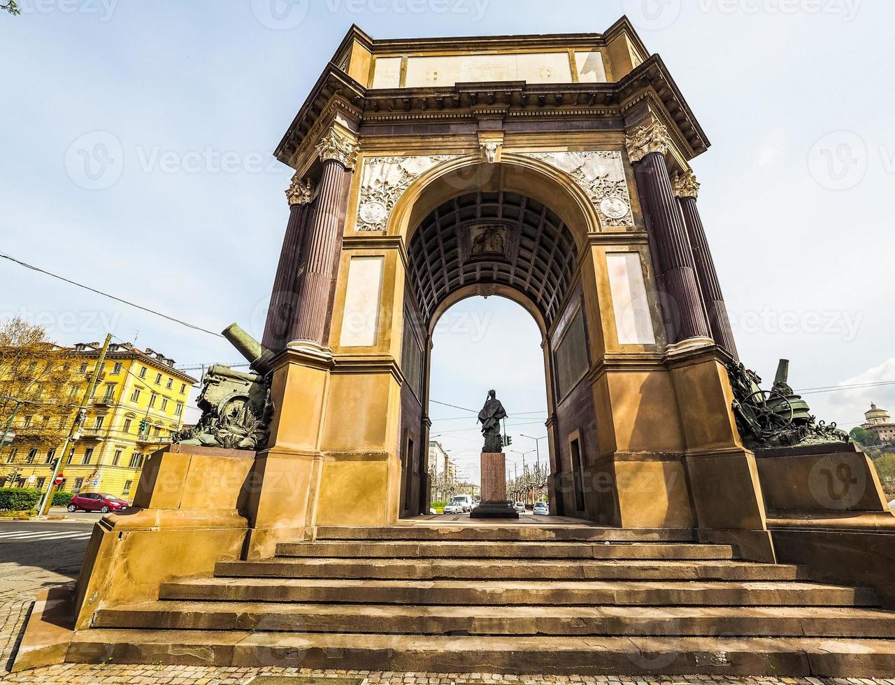 hdr arco del valentino arco a torino foto