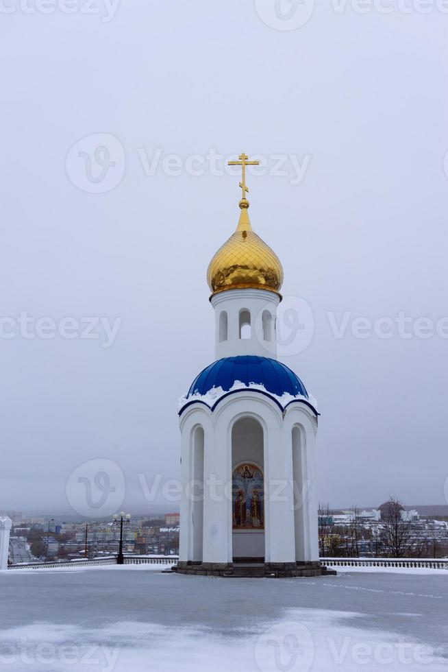 cappella della chiesa della santa trinità vivificante. petropavlovsk-kamchatsky foto