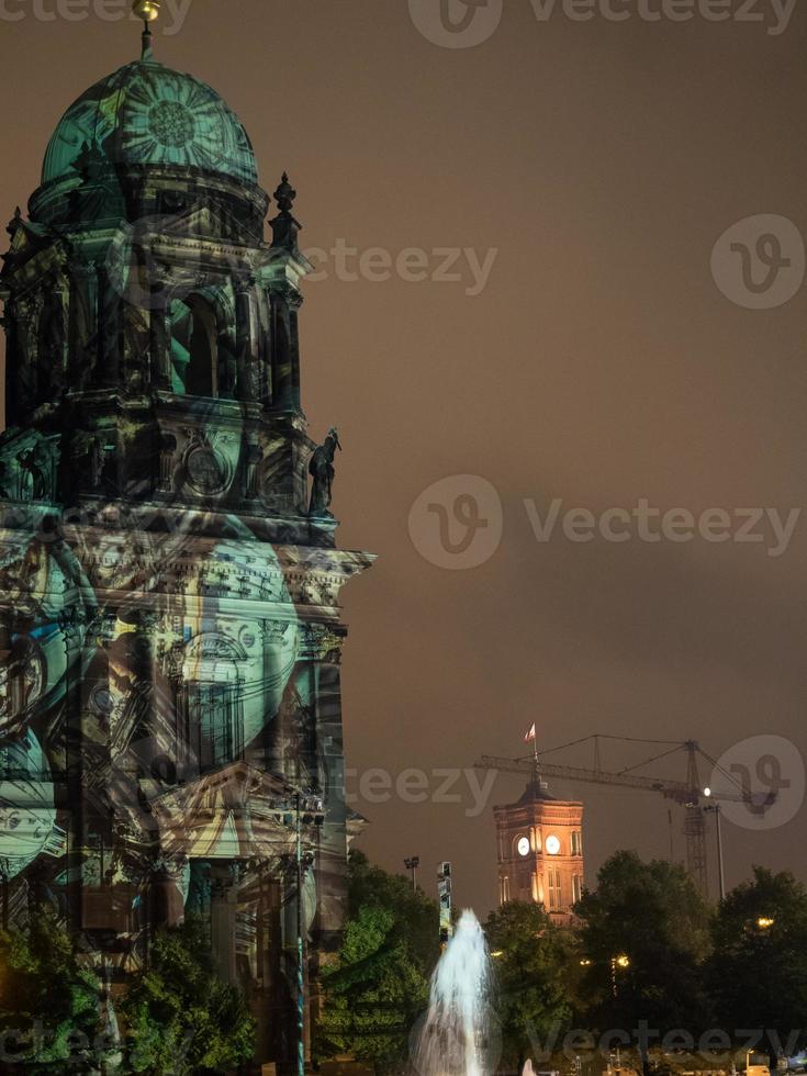 berlino di notte foto