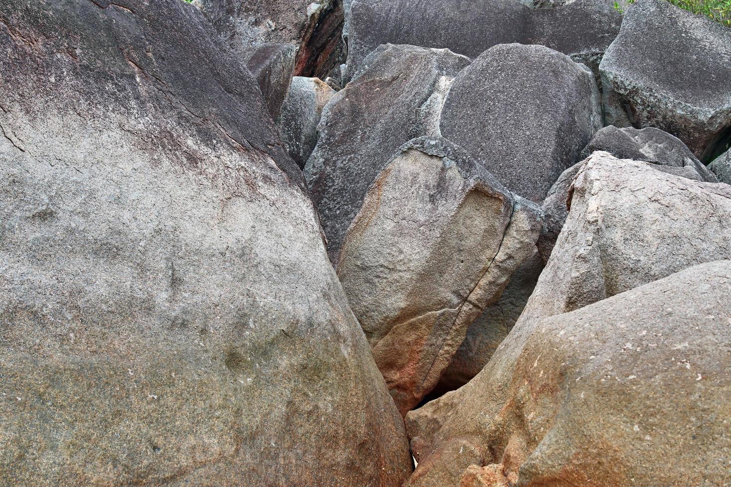 bellissime rocce sulle spiagge del paradiso tropicale dell'isola delle seychelles foto