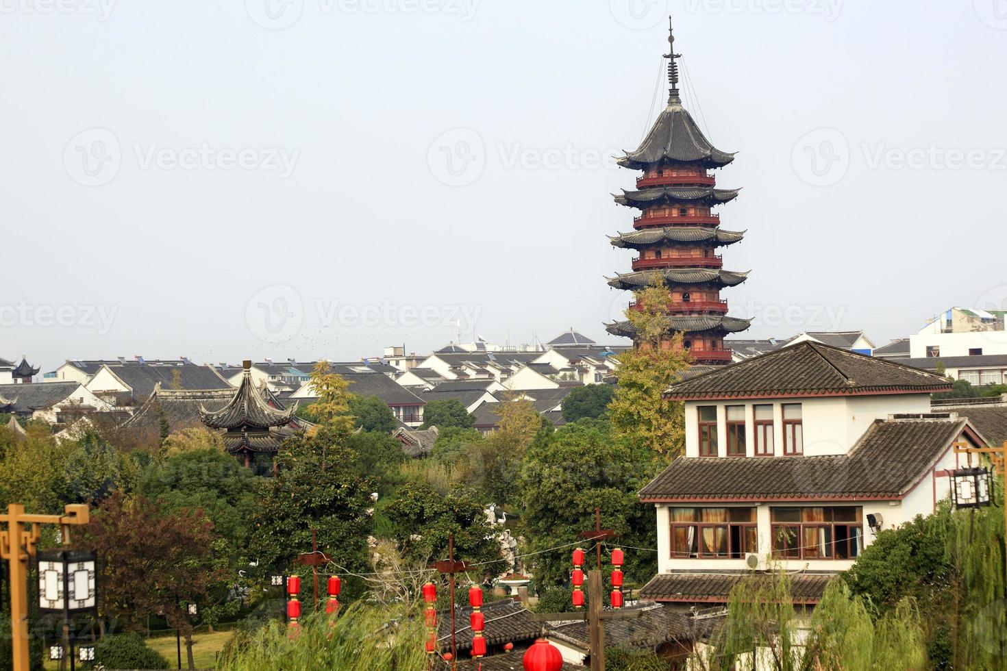 porcellana cinese antica di Suzhou degli appartamenti dei tetti della pagoda del ruigang foto