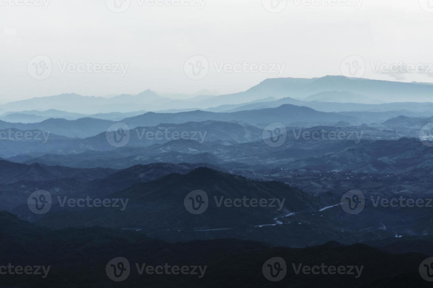 strati di montagna foto