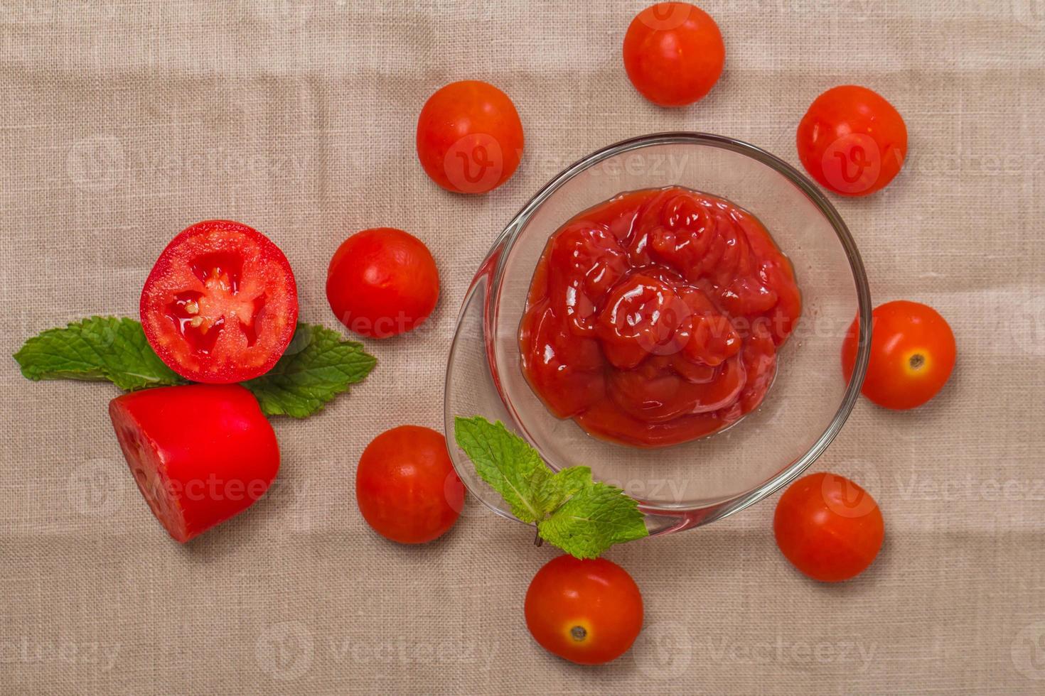 salsa di pomodoro, gaspacho, ketchup foto