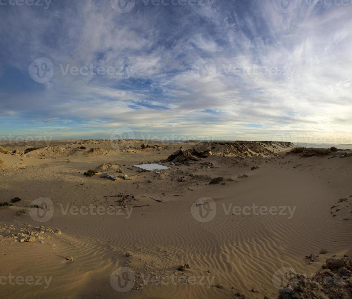 deserto e cielo blu in ad dakhla, Marocco del sud foto