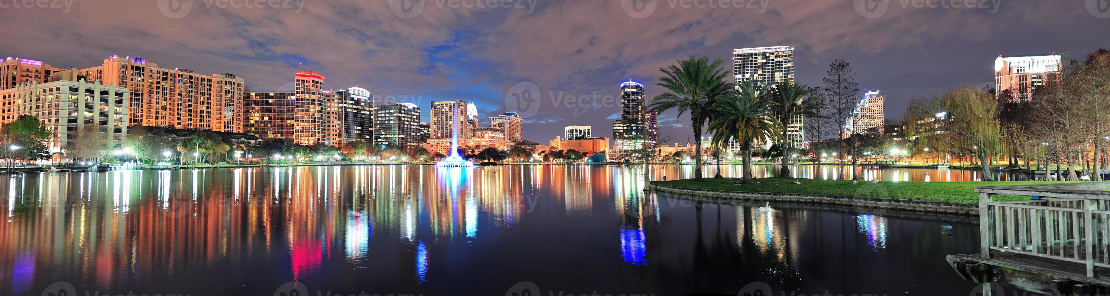 panorama notturno di Orlando foto