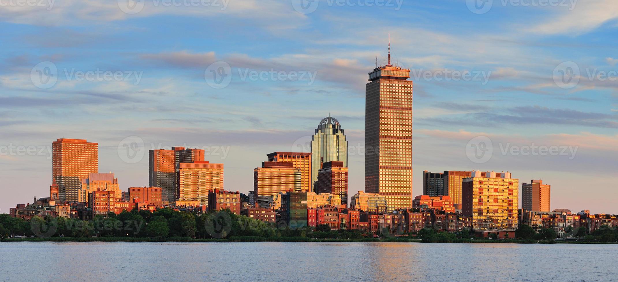 vista sull'acqua di Boston foto