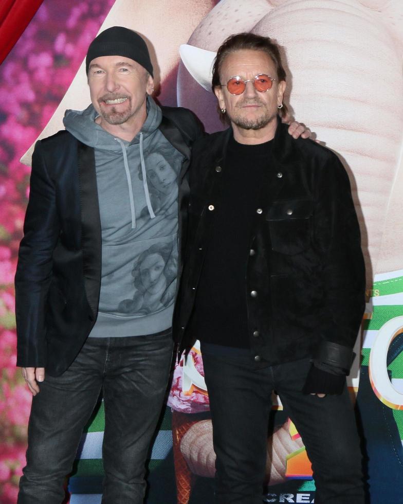 los angeles 12 dicembre - the edge, bono alla prima di sing 2 al teatro greco il 12 dicembre 2021 a los angeles, ca foto