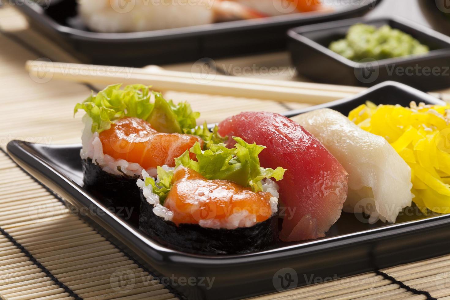 la composizione del sushi foto