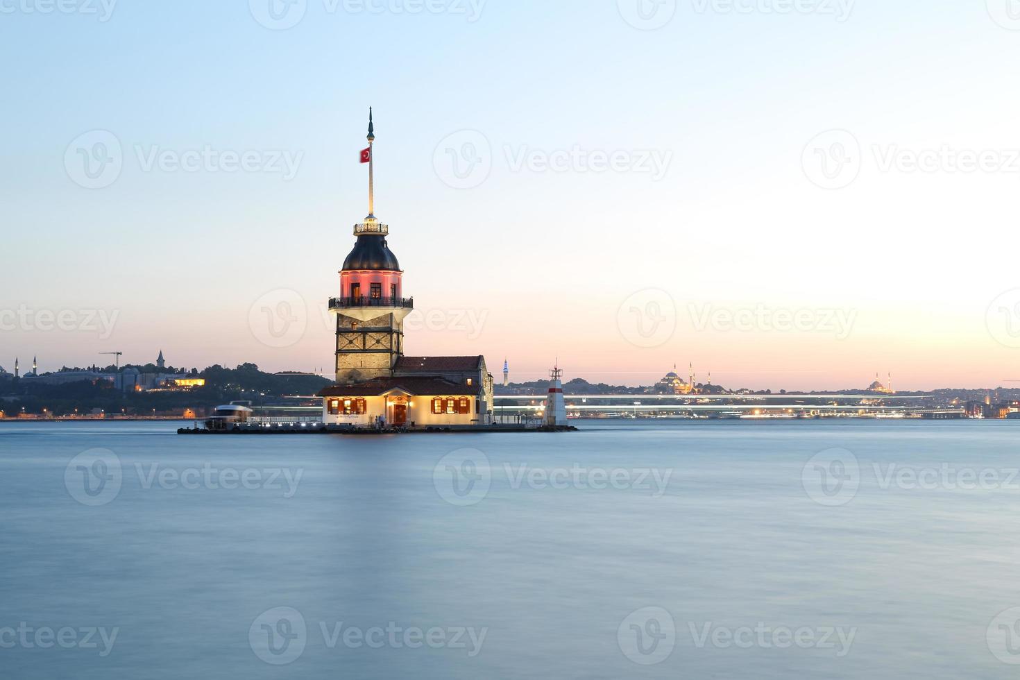 torre delle fanciulle a istanbul, turchia foto