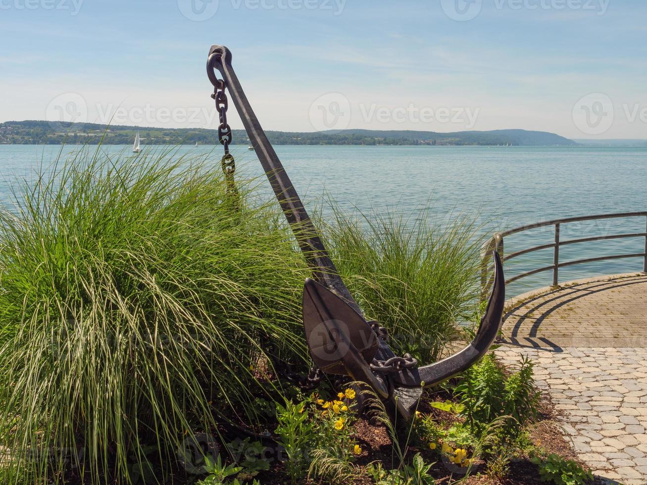 meersburg sul lago di costanza in germania foto