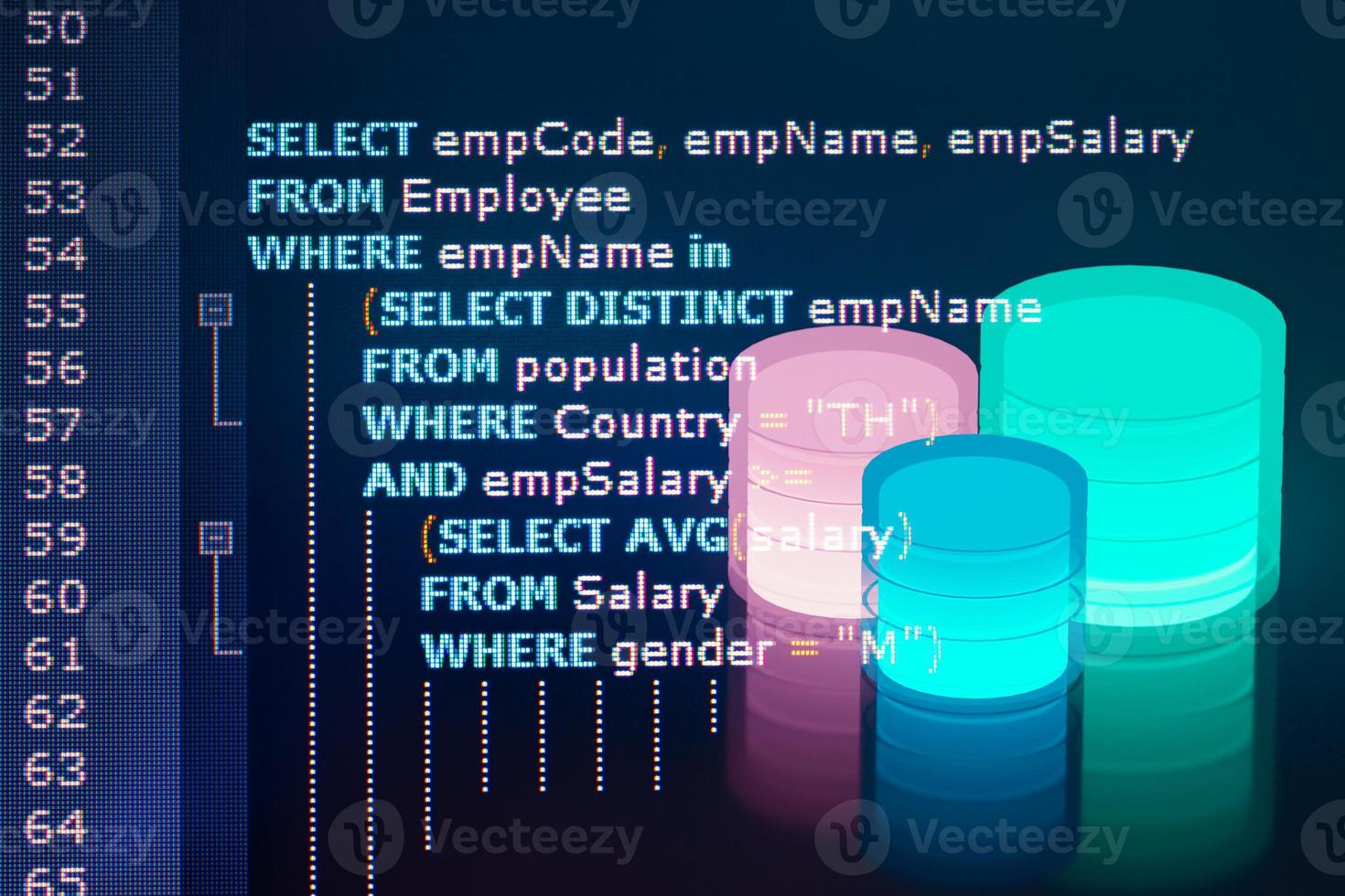 foto ravvicinata da un codice del linguaggio di query strutturato sql dello schermo di un computer e con database. esempio di codice sql per interrogare i dati da un database.