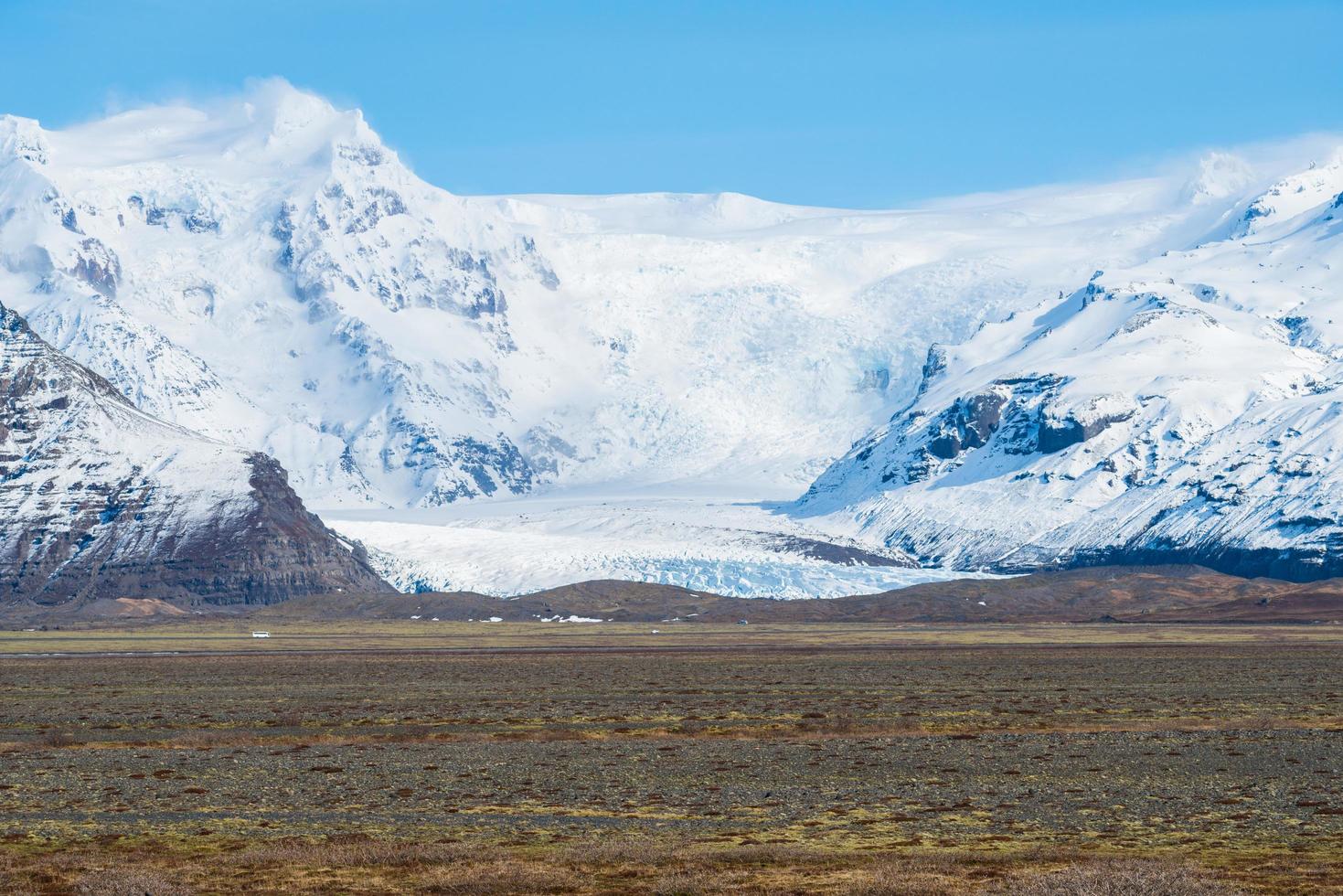 Vista panoramica del ghiacciaio skaftafell nel parco nazionale vatnajokull dell'Islanda meridionale. foto